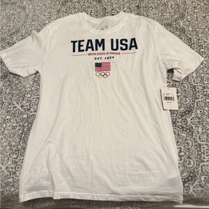 Women’s New with tag Team USA Olympic symbolWhite T-Shirt size XL short sleeves